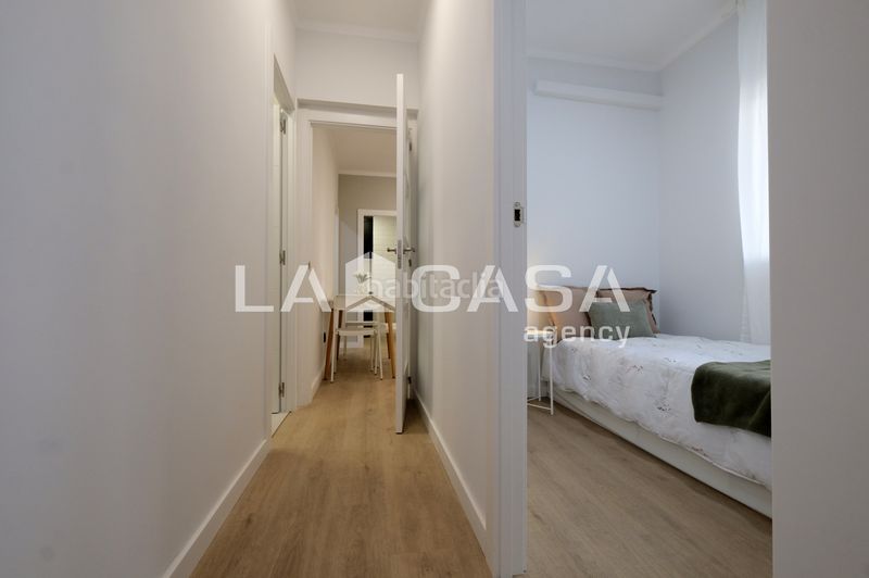 Foto ca35aeba-d2ce-487e-a041-ccdc3cb5b8b7. Pis a Vilapicina - Torre Llobeta Barcelona
