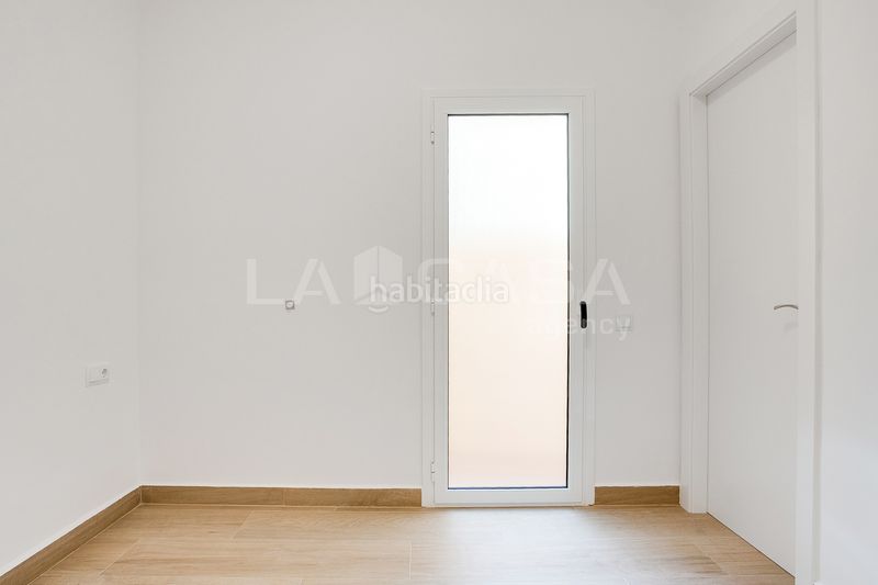 Foto b34ee224-e277-42d9-9c7e-052aab29570f. Planta baja en El Camp d´en Grassot i Gràcia Nova Barcelona