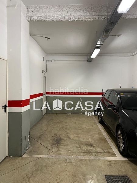 Foto 6dfd14d4-0fa0-4555-b15e-e1778ece5787. Aparcament cotxe a Vilapicina - Torre Llobeta Barcelona