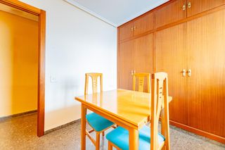 Etagenwohnung  Carrer del riu escalona