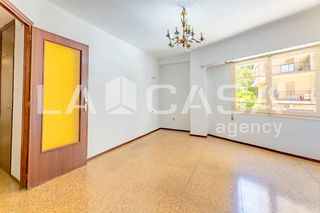 Pis  Calle benicarlo