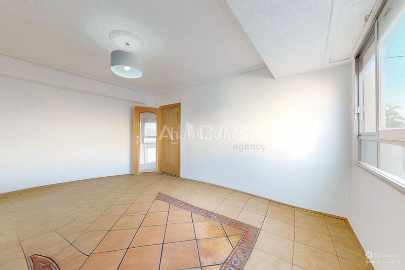 Foto 28d8cfd8-07e0-4a92-be6a-895105a44362. Pis a Natzaret Valencia