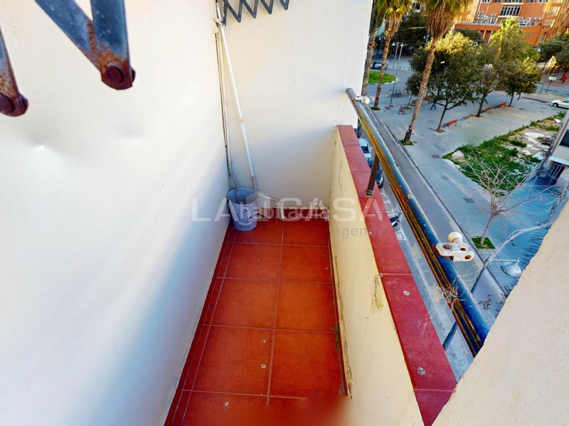 Foto 397fc725-ee18-40a0-b56f-7e29d6839132. Pis a Natzaret Valencia