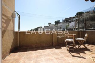 Maison  Carrer de sant feliu de codines