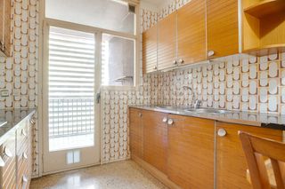 Etagenwohnung in La Verneda - La Pau