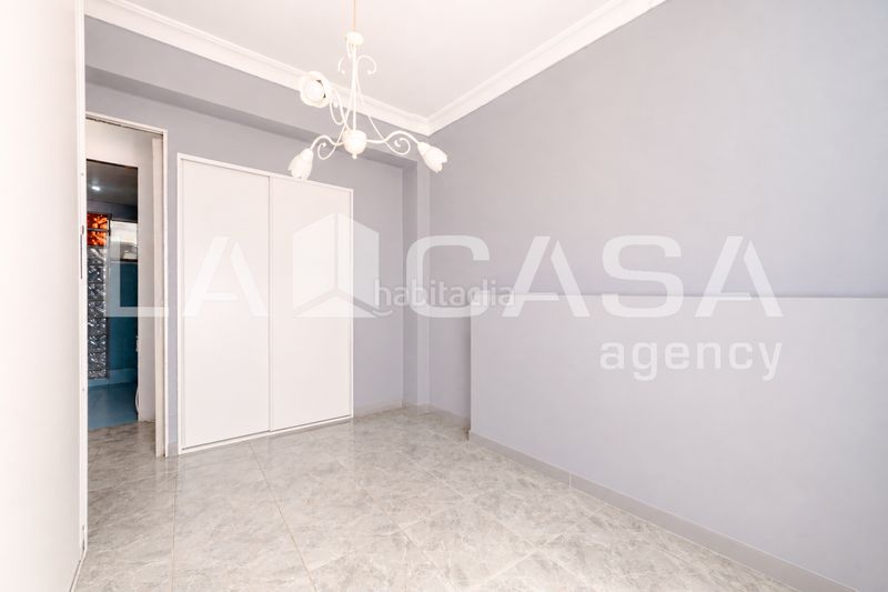Foto c880a8ac-7229-460a-b3ce-9bd8cfe49d42. Pis a Aiora Valencia