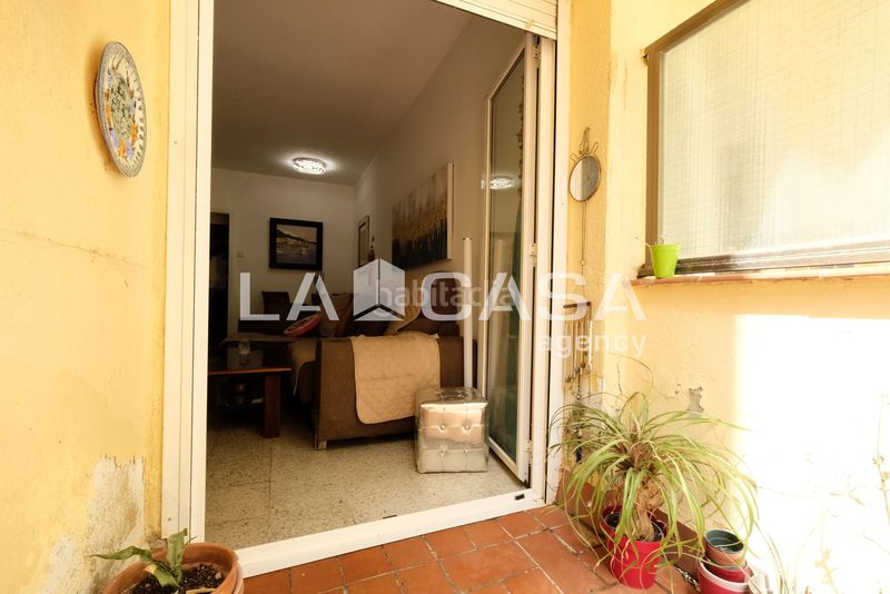 Foto 246d3321-28f1-458f-8516-98c91f0d1a82. Pis a Vilapicina - Torre Llobeta Barcelona