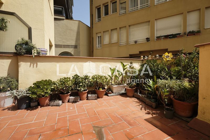 Foto 7f81629c-4df8-4c8e-8a84-b09fc1d97490. Pis a Vilapicina - Torre Llobeta Barcelona
