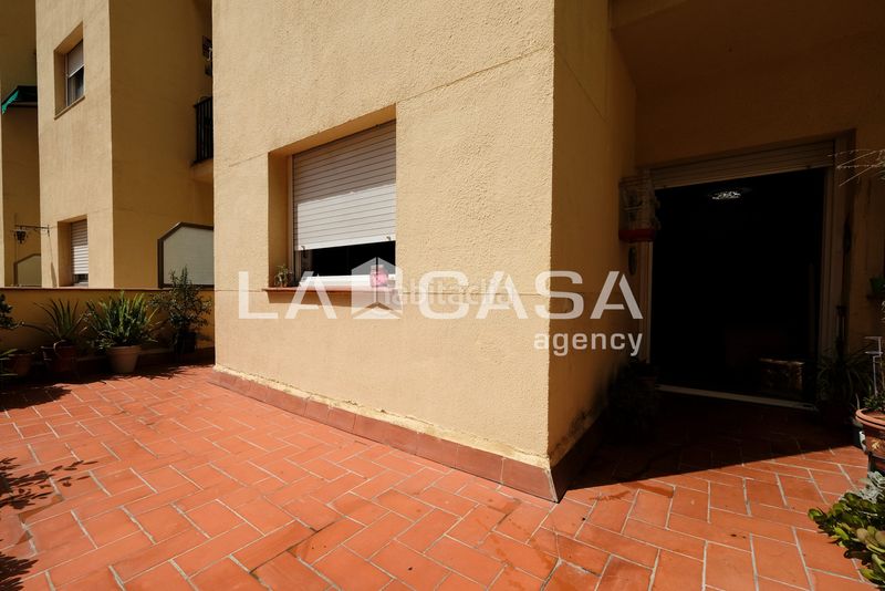 Foto b1b6d371-80b9-41d9-9370-0d24ea972186. Pis a Vilapicina - Torre Llobeta Barcelona