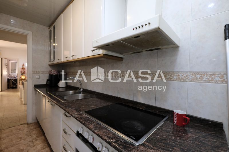Foto f4be048c-8b5a-4fd1-abbc-87c125a6fe97. Pis a Vilapicina - Torre Llobeta Barcelona