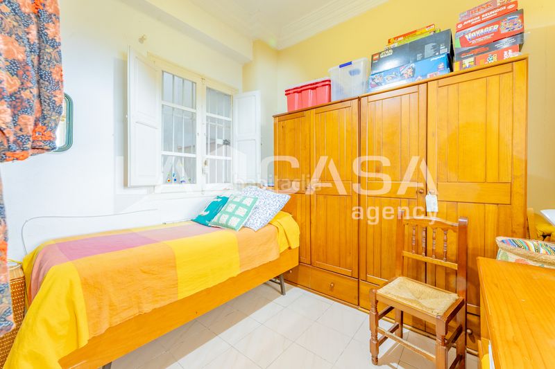 Foto 7a38a563-fa1f-41a9-94ca-2476ee5a144a. Pis a Russafa Valencia