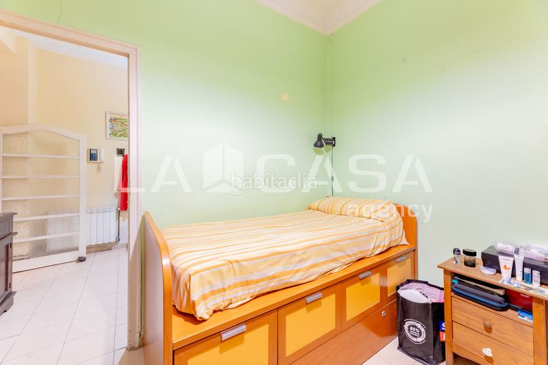 Foto cf5ae777-56ac-45b4-9e11-132f44fb05af. Pis a Russafa Valencia