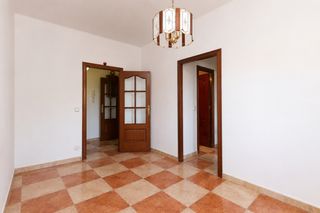 Etagenwohnung in Carrer Cooperativa