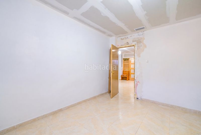 Foto b3717a4f-268e-44b9-bd78-088163c9d0cd. Pis a Aiora Valencia