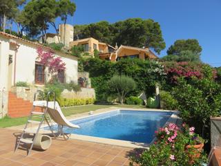 Casa  Carrer mediterrània. Fantástica casa con vistas panorámicas Casa  Carrer mediterrània. Fantástica casa con vistas panorámicas