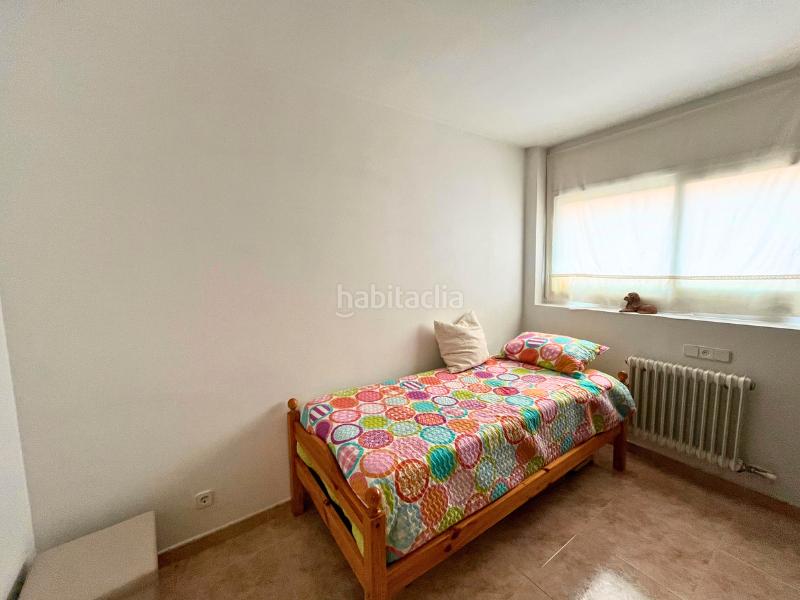Foto 4ad9d354-1cb9-4555-96c5-a279a8d7fbca. Casa adossada amb calefacció aparcament a Torrent Ballester Viladecans