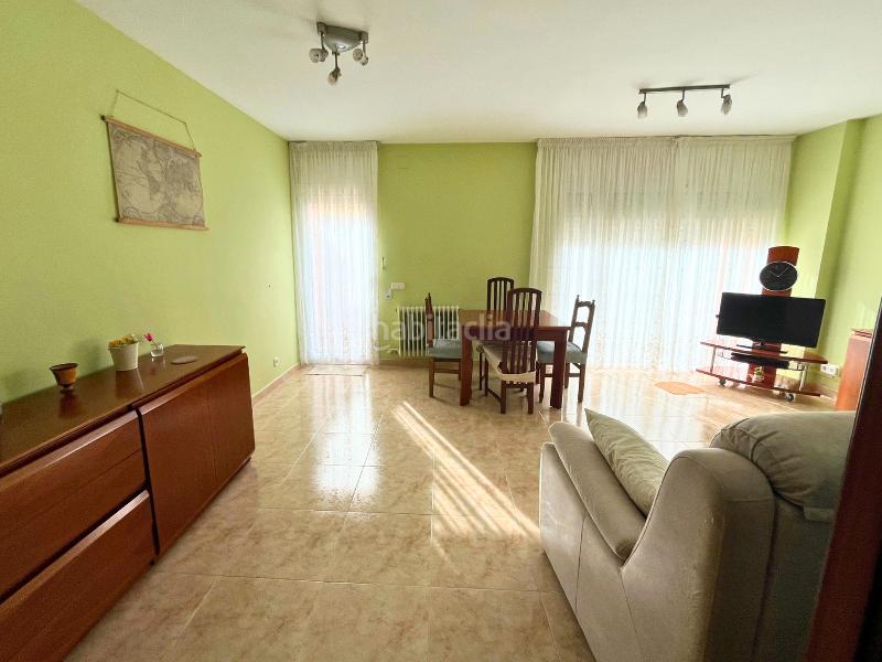 Foto 833d8097-b4ad-423d-b7c4-3b873ed4ce00. Casa adossada amb calefacció aparcament a Torrent Ballester Viladecans