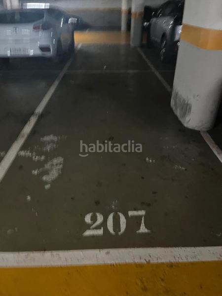 Foto 3d467285-3f55-4b5d-8488-2efa7d9ae4ba. Aparcament cotxe a La Gavarra Cornellà de Llobregat