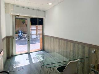 Locale commerciale in Carrer de Jacint Verdaguer