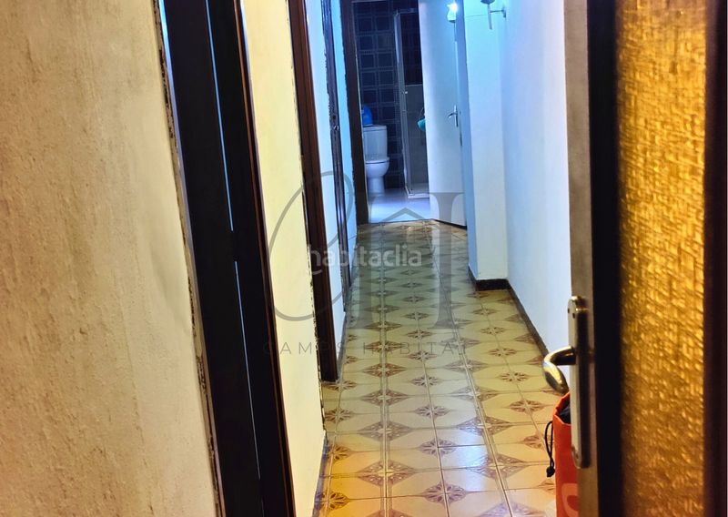 Foto 05ea85f8-62d4-4e31-8fd6-cc2a30c89fc8. Pis a Poblenou Barcelona
