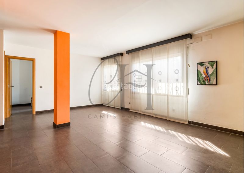 Foto 1390092a-f675-4de2-9a0c-f0dc34617e1d. Pis a Horta Barcelona