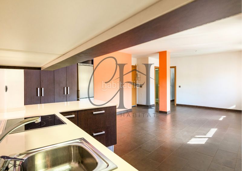 Foto 7150daec-6a94-4954-ab83-601f731bb497. Pis a Horta Barcelona