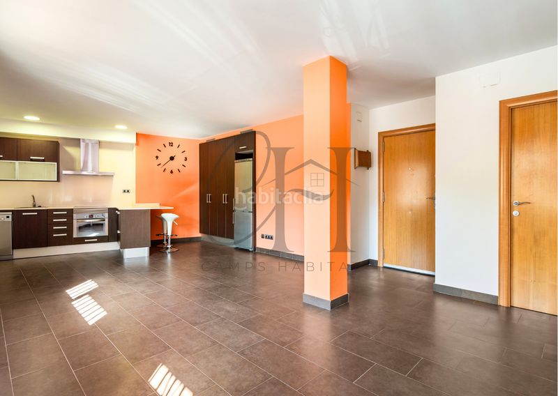 Foto f5832472-af67-4cdc-9b8f-b587af37c678. Pis a Horta Barcelona