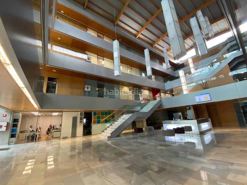 Foto adcc80f0-2c6e-47ab-a6ef-97869e2a4efb. Geschäftsraum mit heizung in Torreblanca Sant Cugat del Vallès