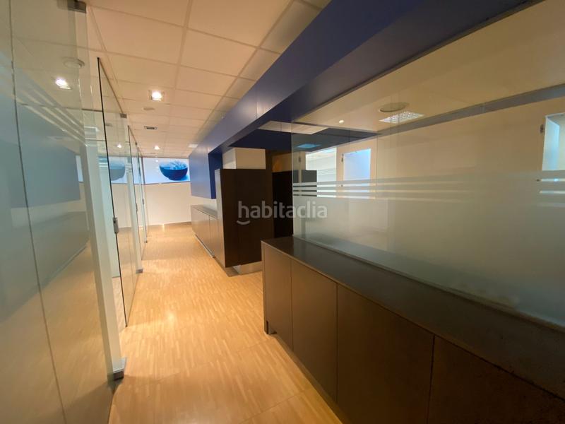 Foto b100553d-729e-493b-baf7-bb2fe32feaa1. Locale commerciale con riscaldamento in Torreblanca Sant Cugat del Vallès