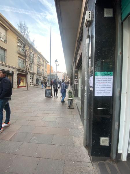 Foto 49969a61-e074-42b3-86af-cb2592561f4e. Rent business premise in Centre - Estació Sant Cugat del Vallès