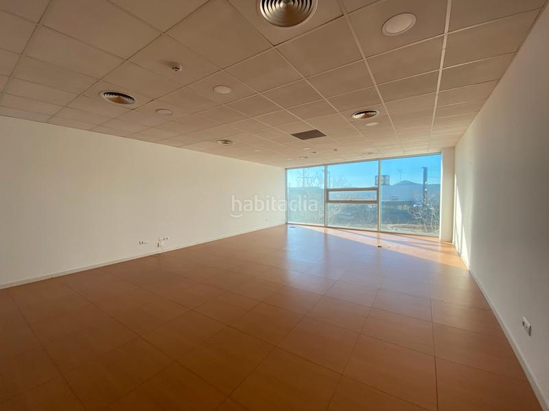 Foto 3f515cac-ef9e-424b-bd6f-e437e0ef7a85. Affitto ufficio in carretera de sant cugat 63 in Mercat Rubí