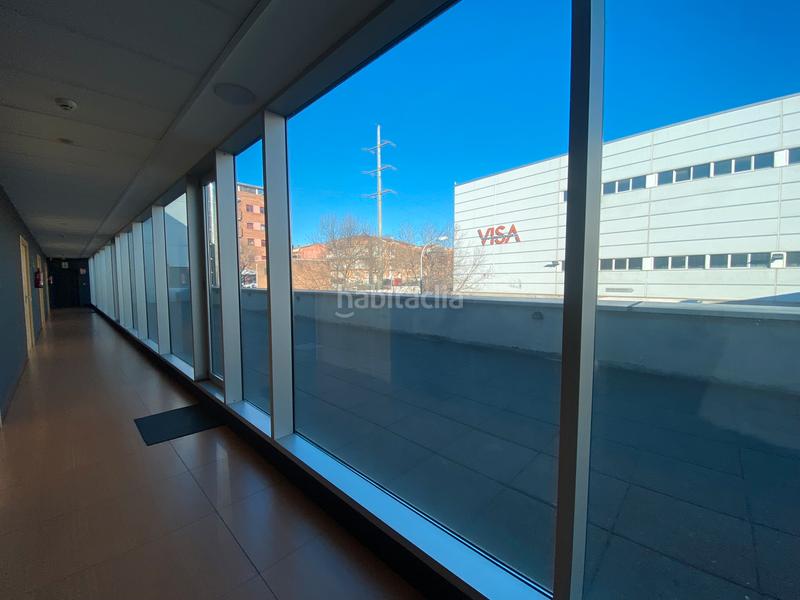 Foto e1247da0-0ee3-4c3e-b81b-1fb2f9211216. Lloguer oficina a carretera de sant cugat 63 a Mercat Rubí