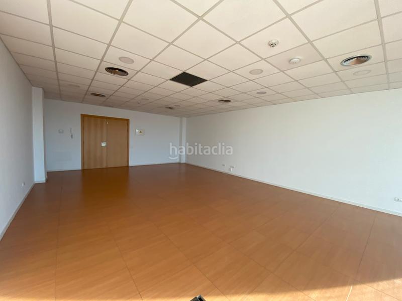 Foto 0d4b7284-2f79-40d8-83ee-1a53d76aafeb. Location bureau dans carretera de sant cugat 63 dans Rubí