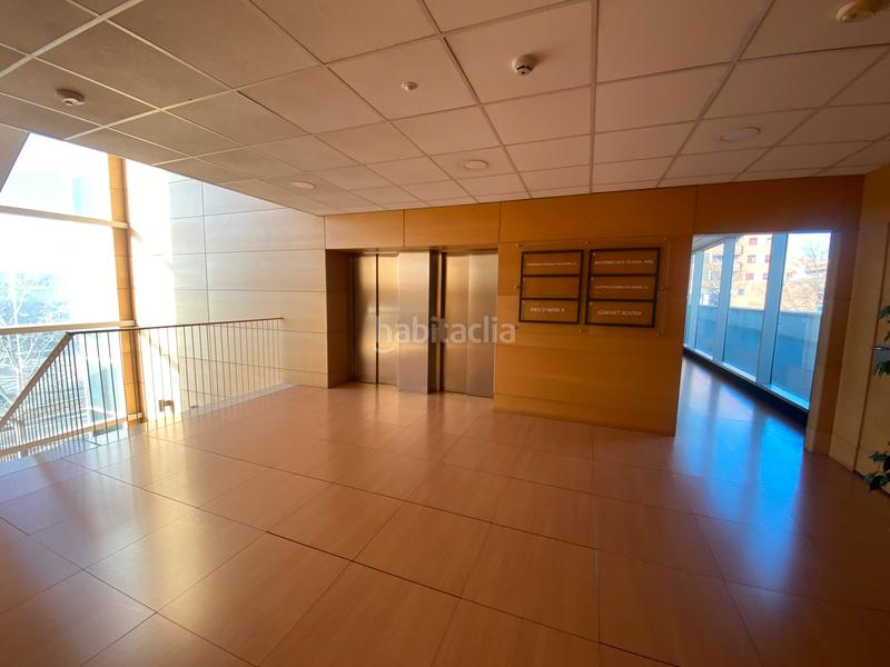 Foto 76443004-50b5-4c46-b11a-812abee95cc6. Location bureau dans carretera de sant cugat 63 dans Rubí