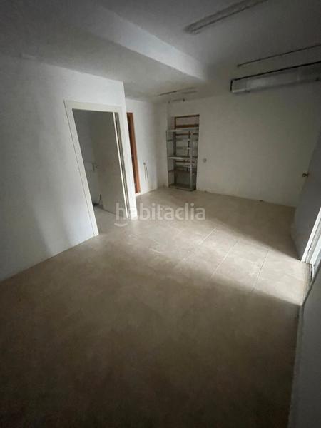 Foto 5e34ee68-7b7e-4359-b2e1-ffa69acde81d. Lloguer local comercial a carrer de josep puig i cadafalch 62 a Sant Cugat del Vallès