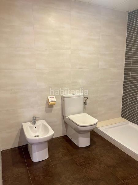 Foto 847203bd-f23d-4354-8559-6f592db8e5d0. Rent flat in carrer de caresmar 122 in Can Feu Sabadell