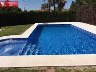 Xalet en Rascanya. Chalet independiente