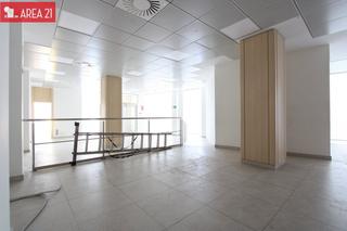 Lloguer Local Comercial a Núcleo Urbano