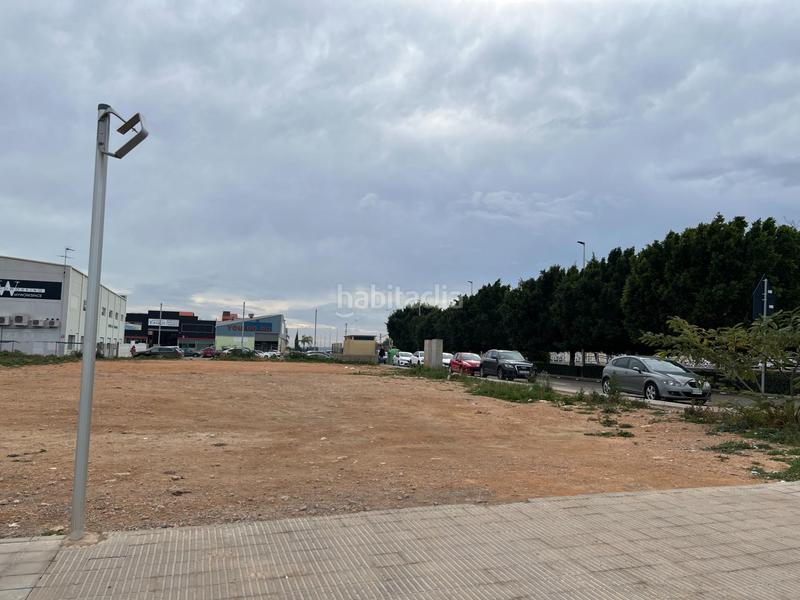 Foto cee9965d-68d8-49a0-85dd-31cf6c29e36f. Terrain résidentiel dans Benaguasil