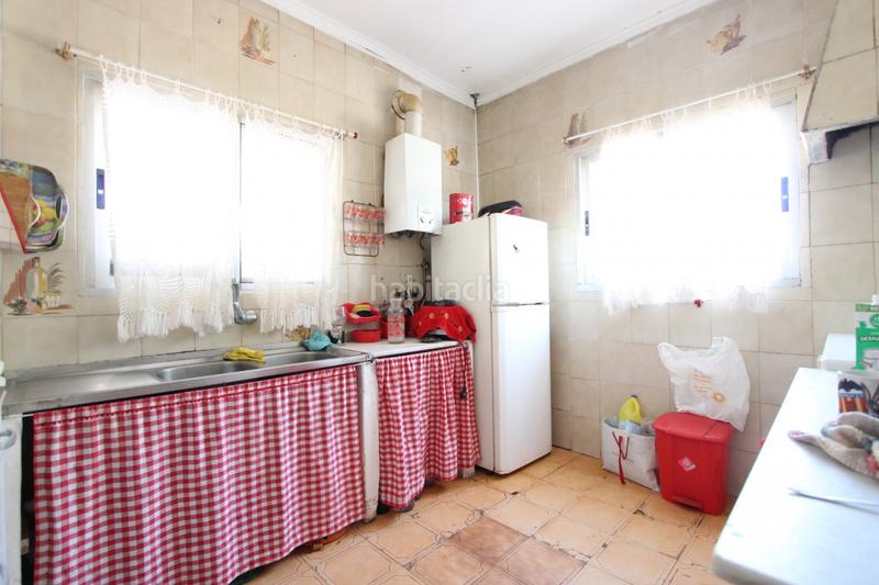 Foto b64bde00-d3bd-4bee-89dc-c95753662fff. Chalet con riscaldamento piscina in Urbanizaciones Llíria