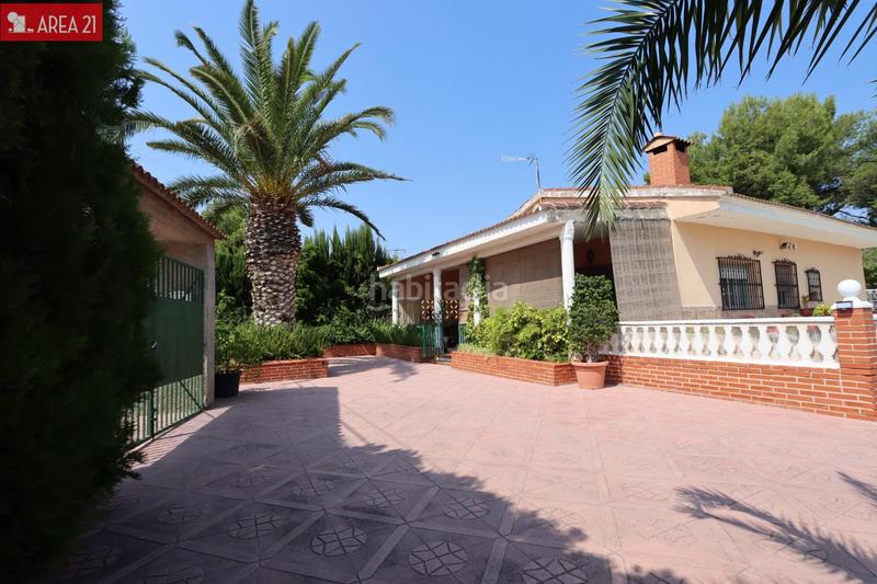 Foto 954bf138-4e75-4994-b822-eb88b1eb855a. Chalet avec parking piscine dans Urbanizaciones Llíria