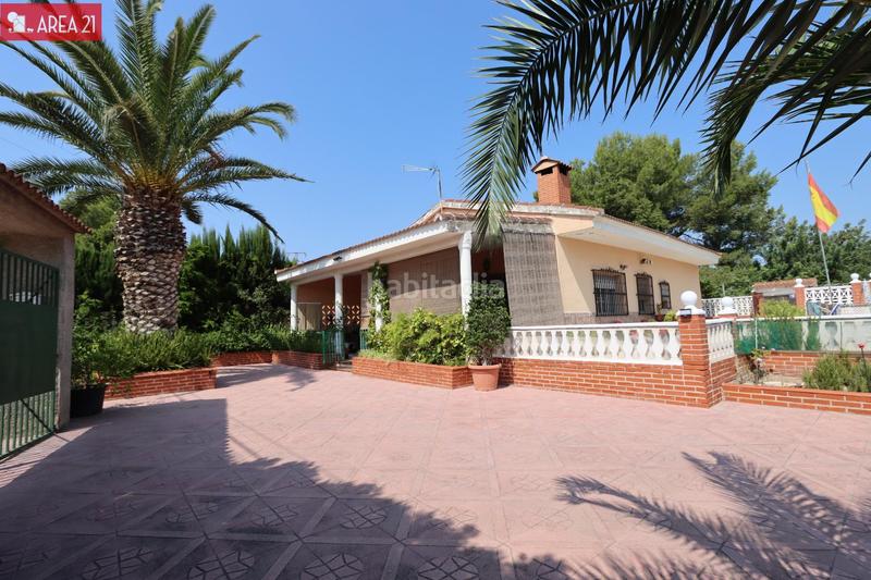 Foto bc58e906-2d07-443b-b016-5454510d5557. Chalet avec parking piscine dans Urbanizaciones Llíria