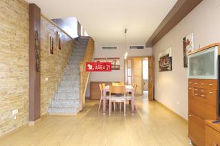 Attique à Núcleo Urbano. Ático duplex con amplia terraza