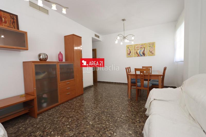 Foto d23f2c67-ce61-41ba-a6a8-9102023af306. Etagenwohnung mit parking in Núcleo Urbano Pobla de Vallbona (la)