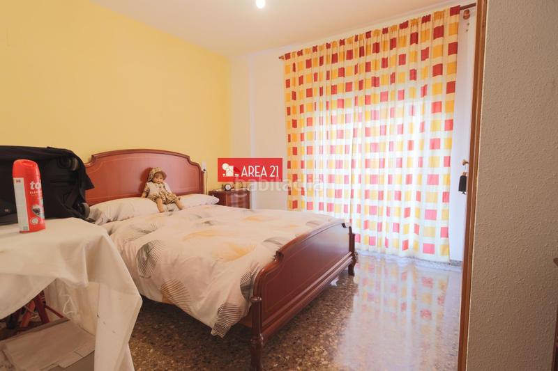 Foto 23f578cc-32fa-4396-ad8c-678388181975. Flat with parking in Parque de la Bombilla Llíria