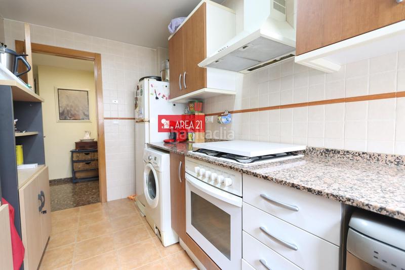 Foto 534410db-3885-4da4-9187-acb5d6d45c5c. Flat with parking in Parque de la Bombilla Llíria