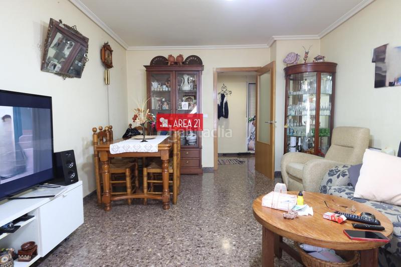 Foto 925f0feb-2be0-454f-beaa-7331055c521e. Flat with parking in Parque de la Bombilla Llíria