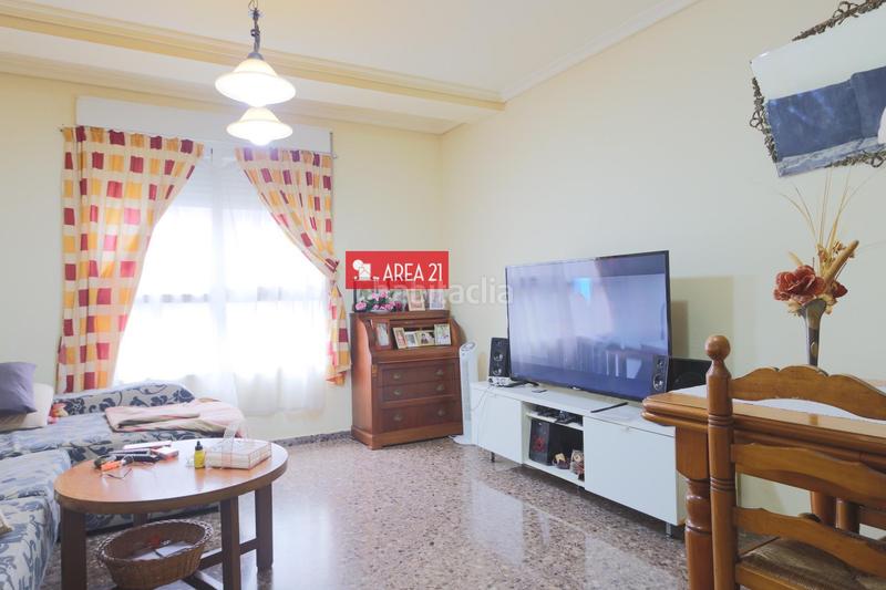 Foto 99f7540f-3c2e-4b0f-9303-b3449e68fd7f. Flat with parking in Parque de la Bombilla Llíria