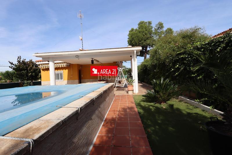 Foto 3b646443-22dd-449b-95a9-af53a277e4ce. Alquiler chalet  montecolorado amueblado en Pobla de Vallbona (la)