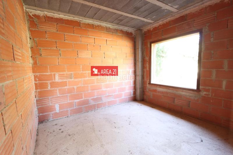 Foto a02cad8e-264b-4815-99a8-54198141bacd. Chalet avec parking dans Urbanizaciones Llíria